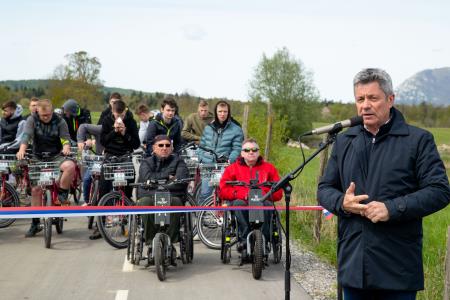 otvoritev kolesarskih poti na Postojnskem (5)